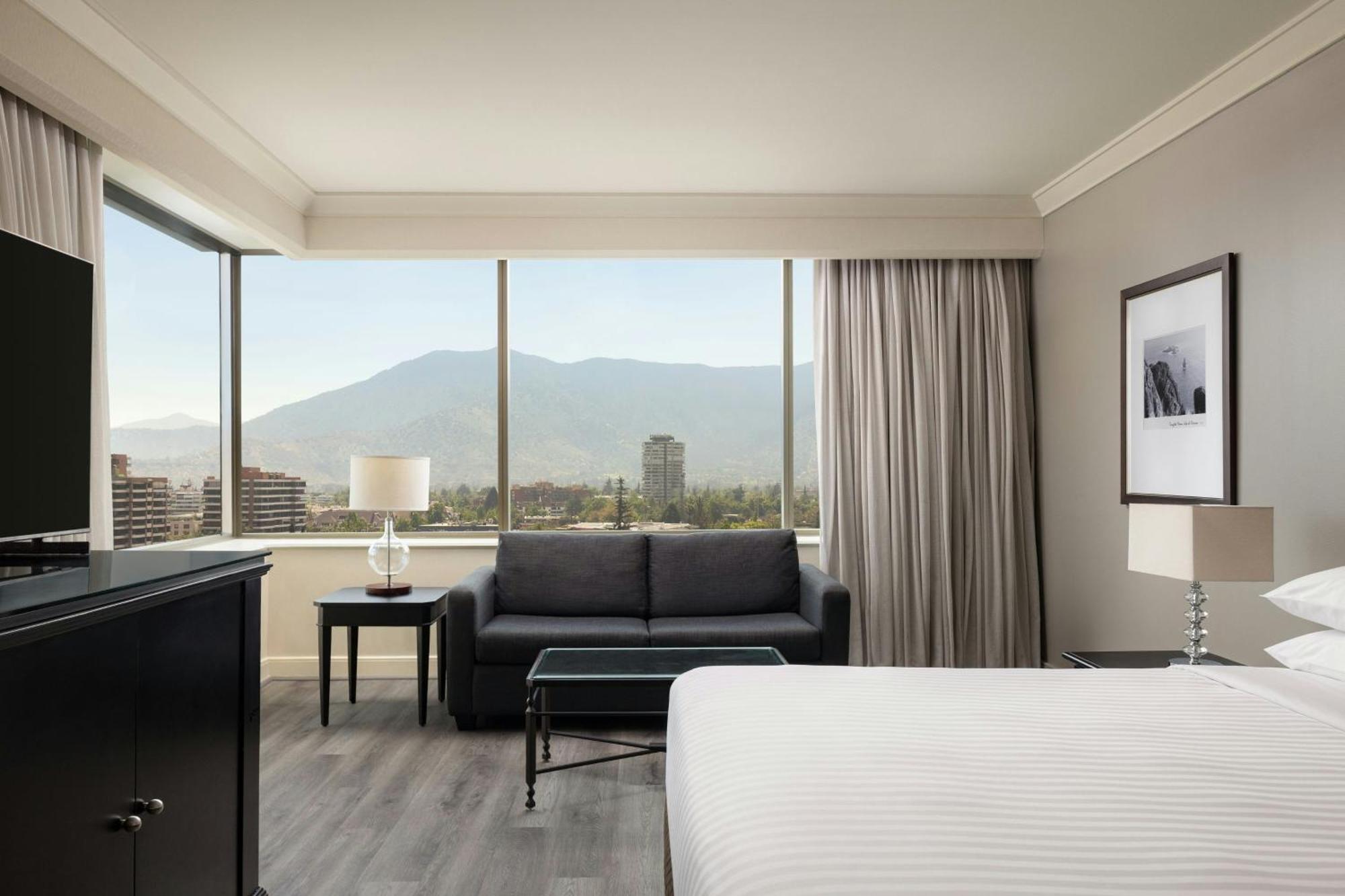 Santiago Marriott Hotel Exterior foto