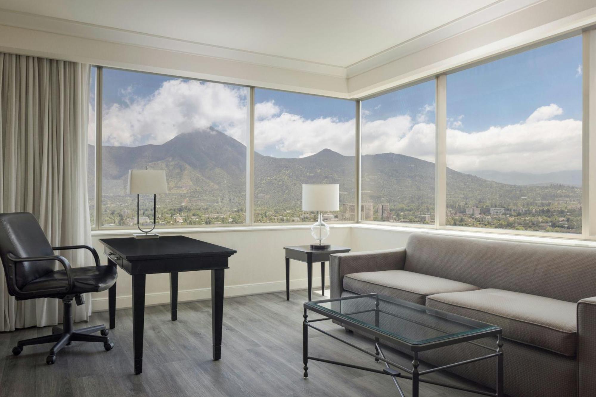 Santiago Marriott Hotel Exterior foto